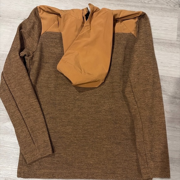 Under Armour Brown and Tan Hoodie 0238 - Picture 4 of 5